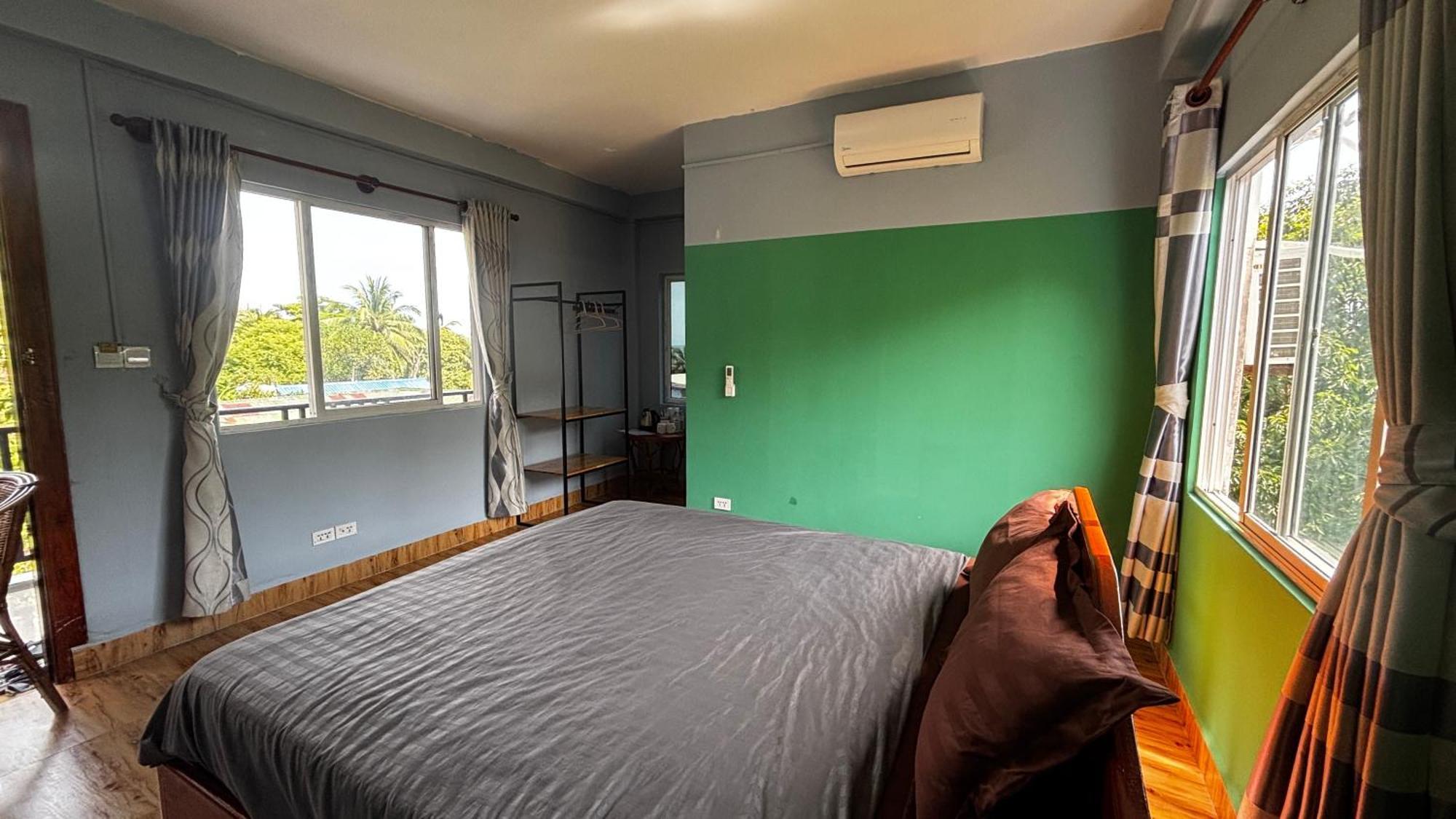 Roomy Guesthouse Kaoh Touch エクステリア 写真